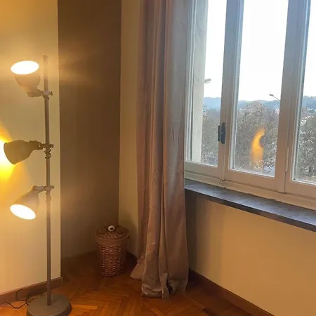 Cairoli Lejlighed
